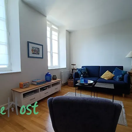 Chaudrier Attractive T2 Historic Centre Apartman *